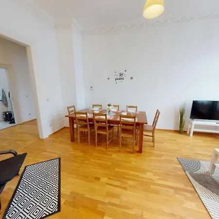 Apartment Traumhafte Jugendstilwohnung Gohlis *